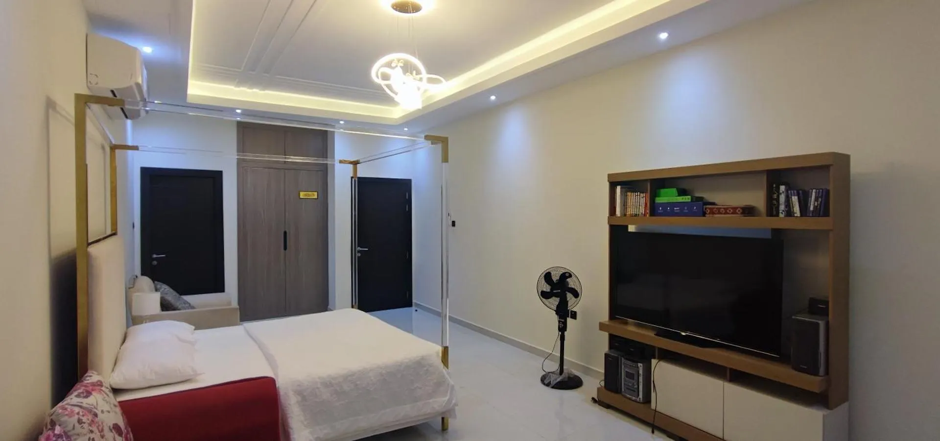 Privatunterkunft Villa 6 Adschman